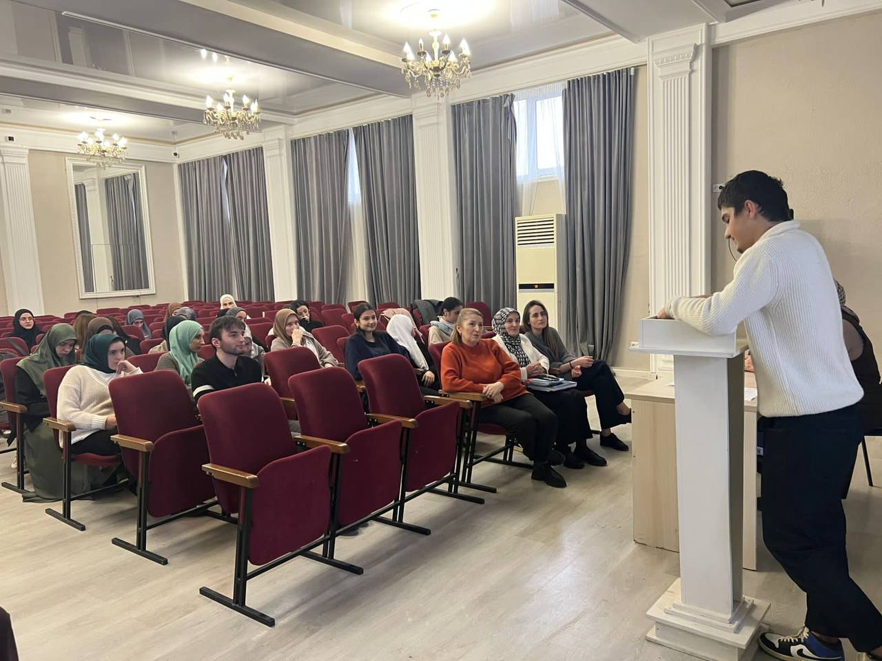 В стенах ГПК состоялась итоговая конференция, посвященная педагогической практике студентов 3 и 4 курсов